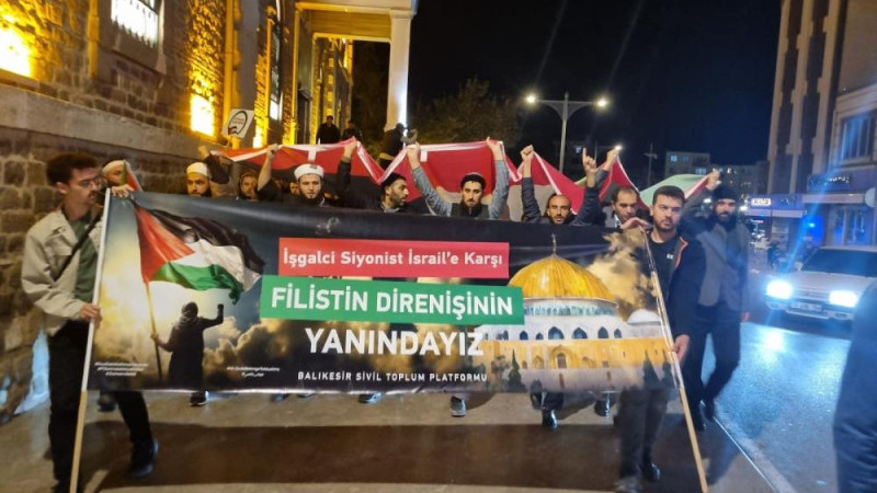 Balıkesir'de İsrail protesto edildi