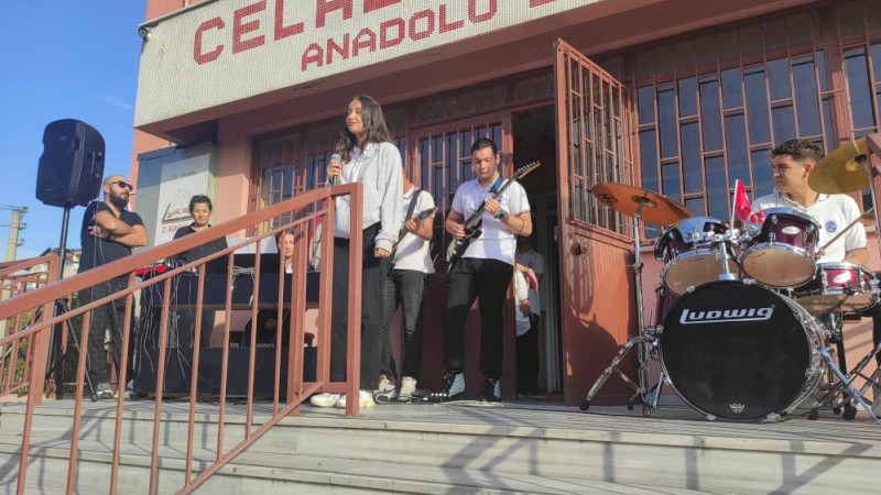 Celal Toraman Anadolu Lisesi'nde Cumhuriyet Bayramı kutlaması