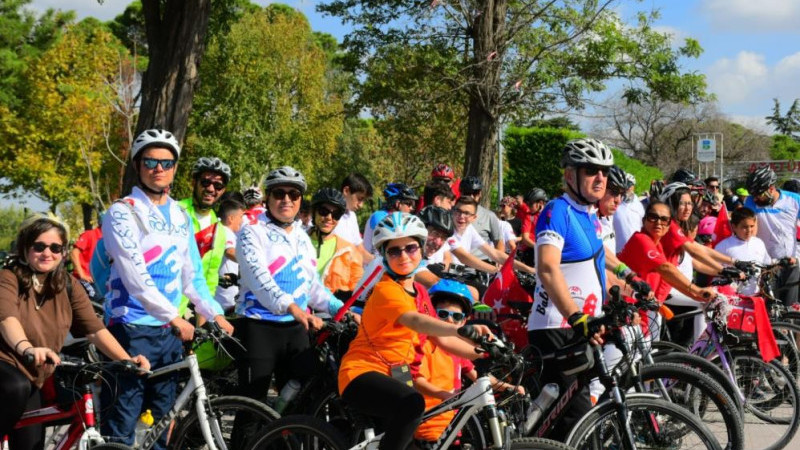 Balıkesir'de Pedallar Cumhuriyet için çevrildi