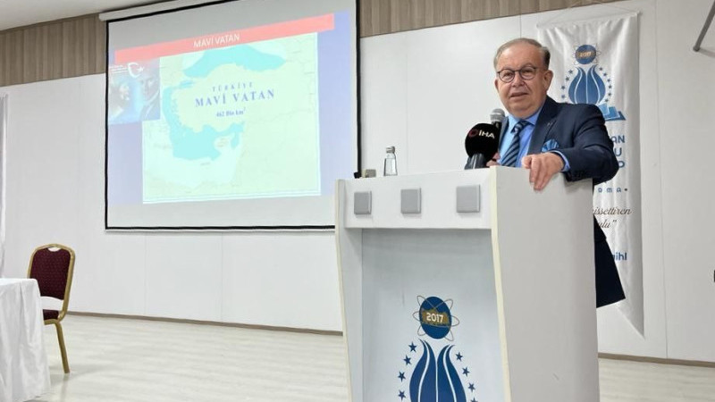 Doç. Dr. Cihat Yaycı'dan lise öğrencilerine Mavi Vatan konferansı 